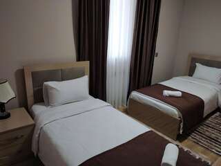 Отель Gold Hotel Quba Губа Апартаменты с 3 спальнями-5